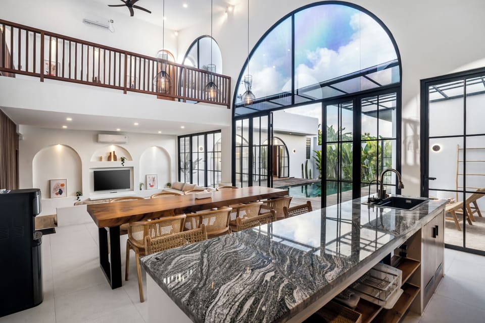 Deluxe Villa, 3 Bedrooms, Private Pool, Pool View | Dining room