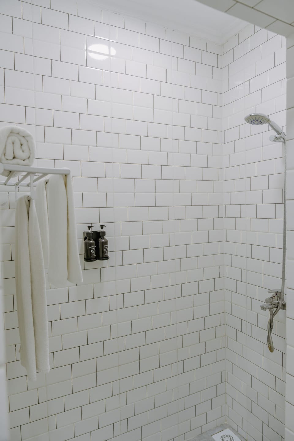 Premium Double or Twin Room | Bathroom | Shower, free toiletries, hair dryer, slippers