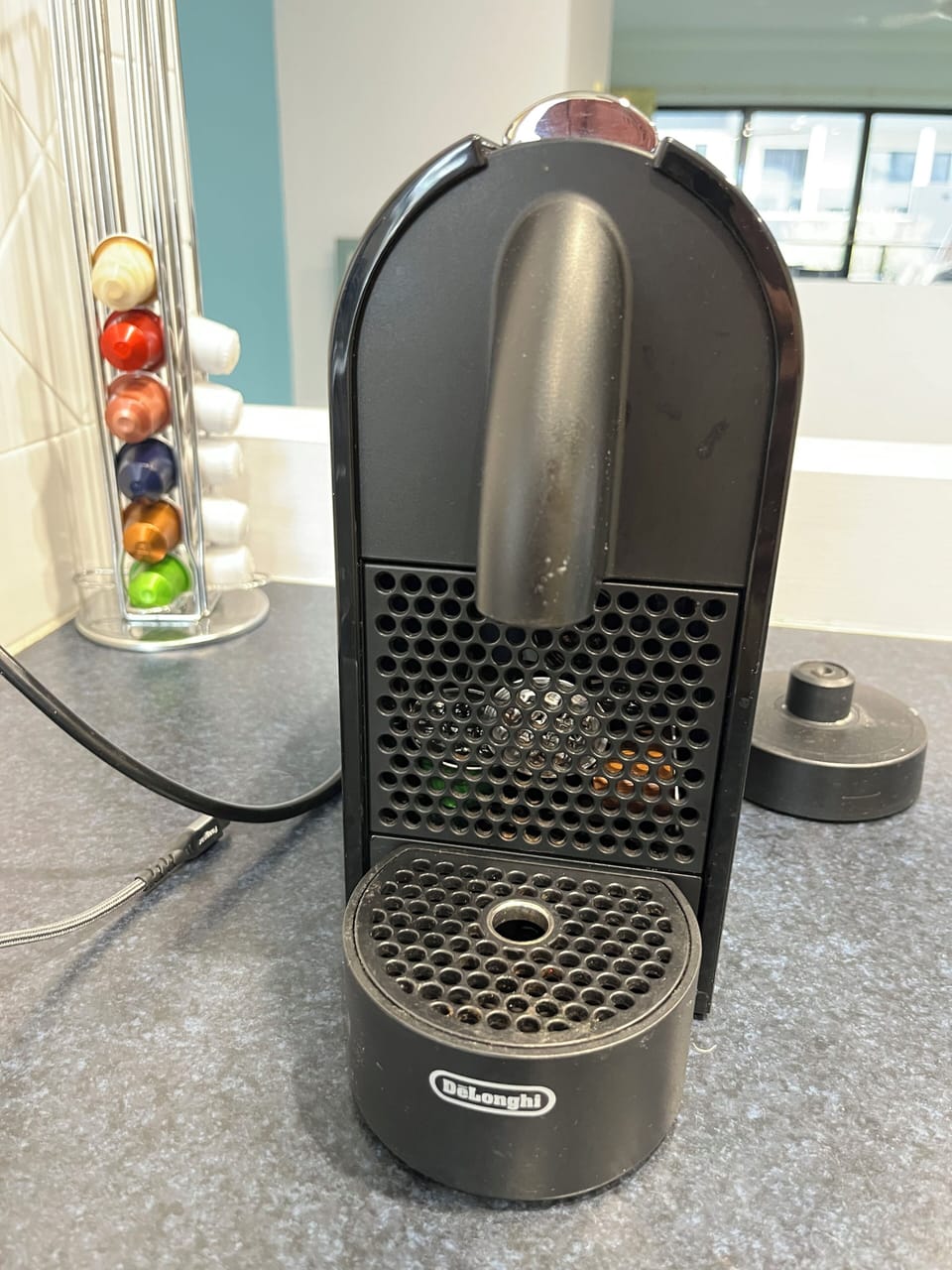 Coffee pod machine