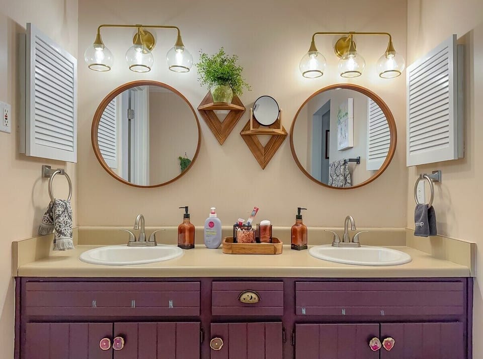 double vanity bath