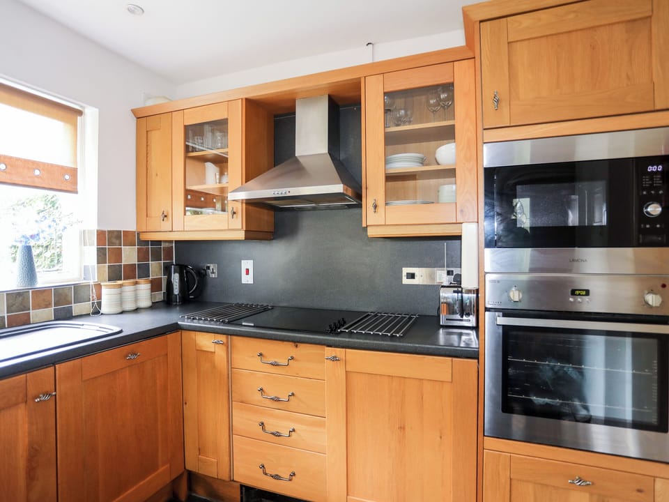 Fridge, dishwasher, electric kettle, toaster
