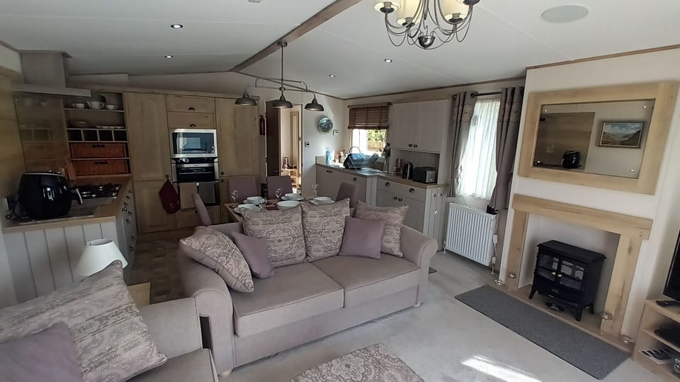 Mobile Home, 2 Bedrooms (Binka) | Living area | Fireplace