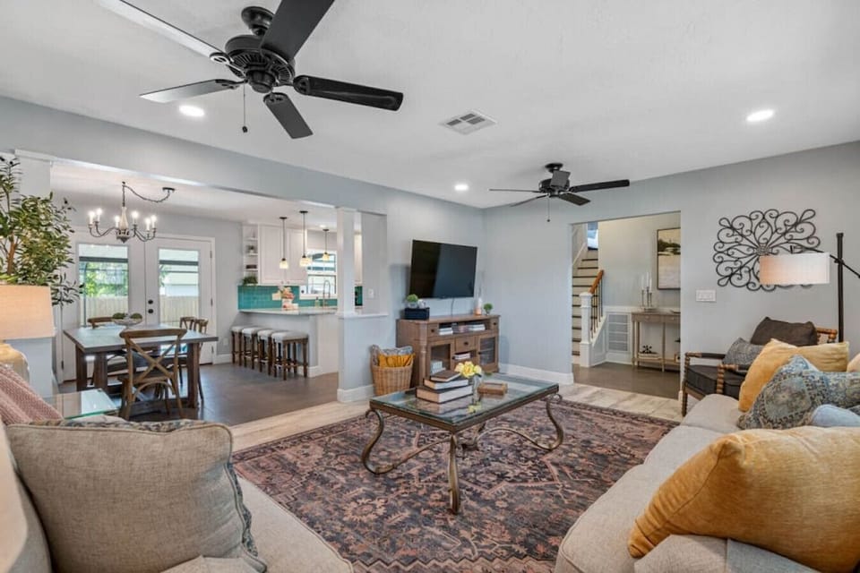 Open concept home allows you and your guests to enjoy maximum time together.