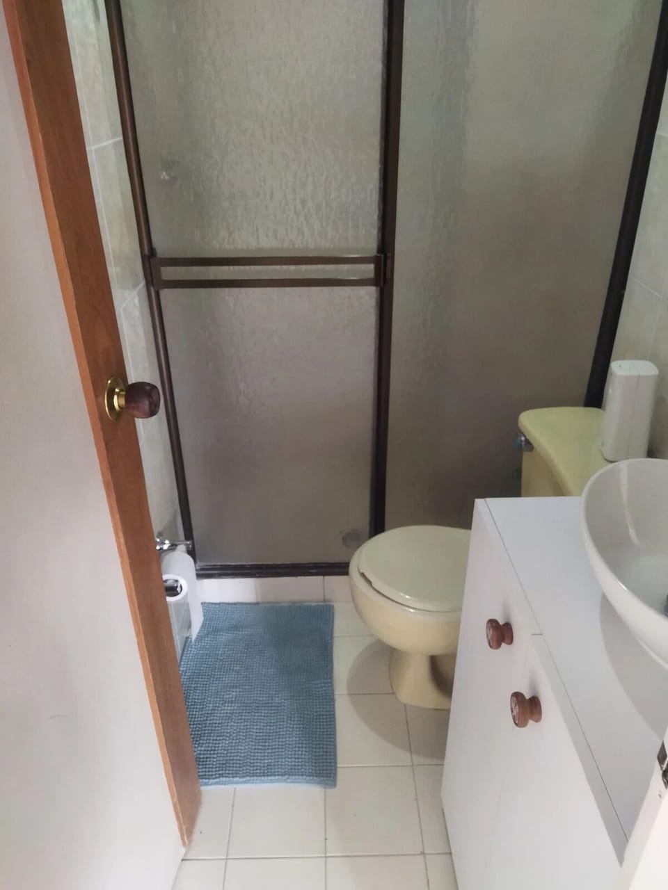 Towels, soap, toilet paper