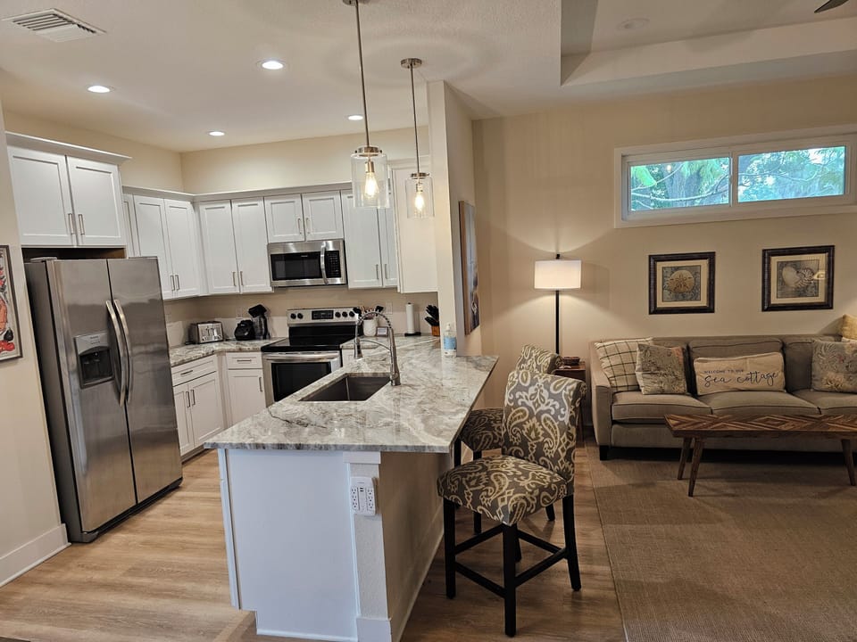 Full Kitchen with den attached