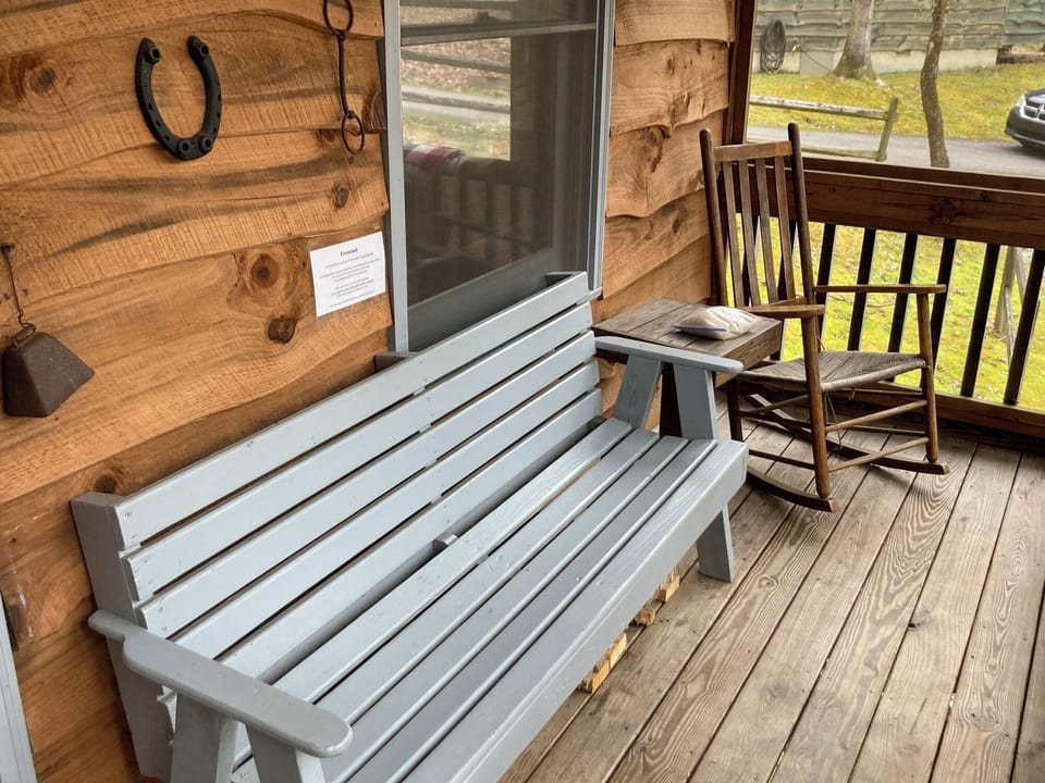 HH20Porch20-20L