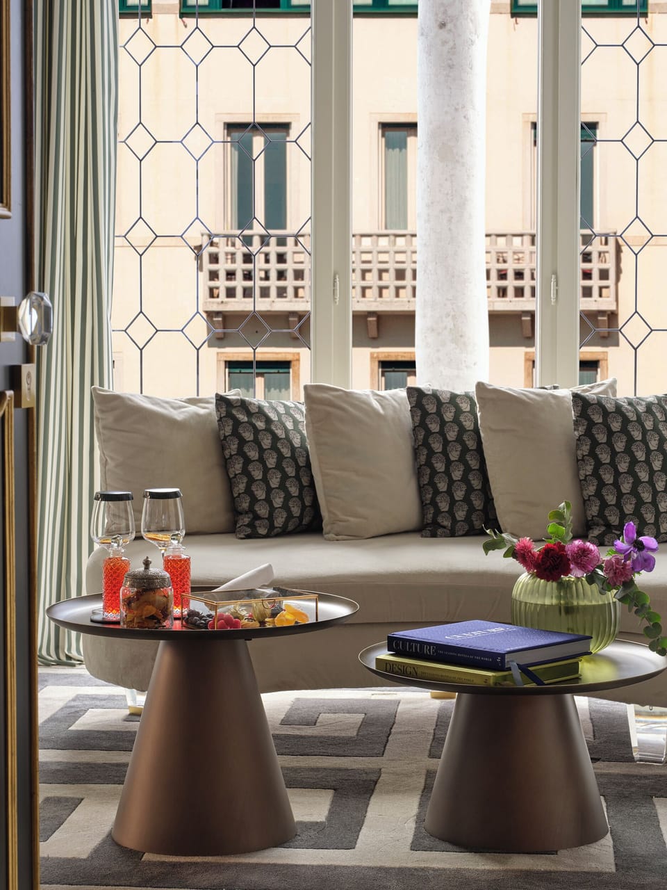 Suite, 2 Bedrooms (Rio Moise) | Living area | 55-inch flat-screen TV with satellite channels, TV, Netflix
