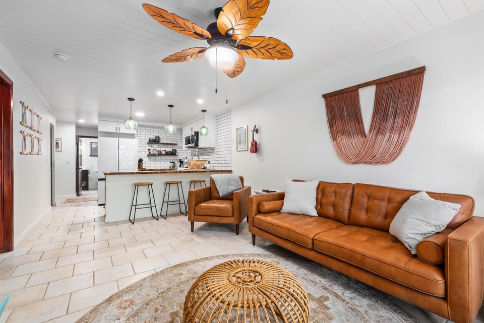 Condo, 2 Bedrooms | Living area | Smart TV