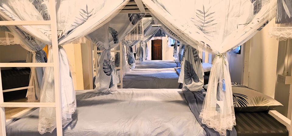 Free WiFi, bed sheets