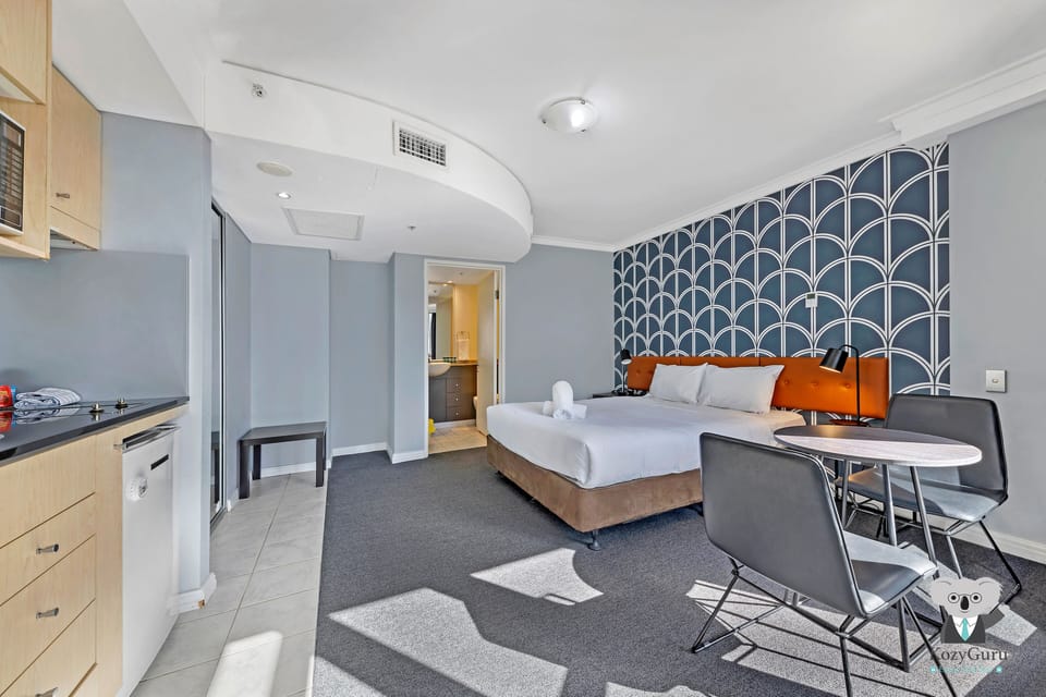 City Room, 1 Queen Bed | 1 bedroom, bed sheets