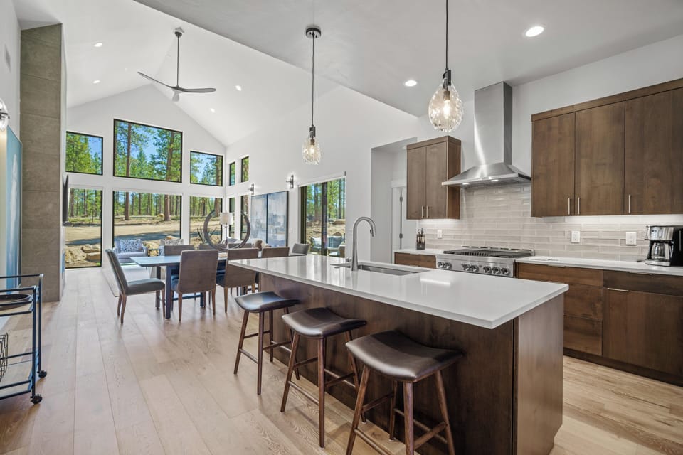 18112 Forestbrook-33