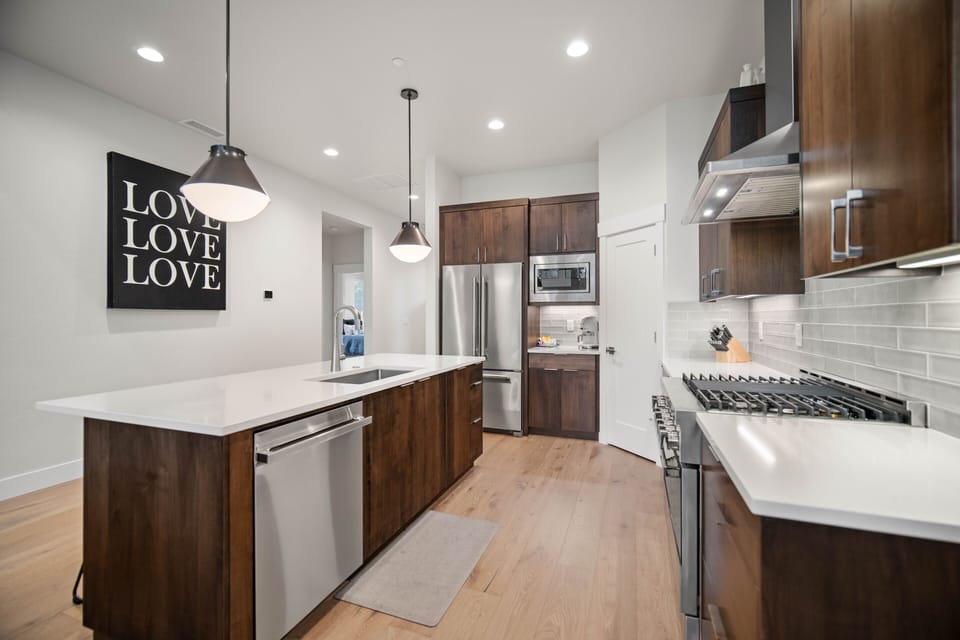 18117 Forestbrook-08