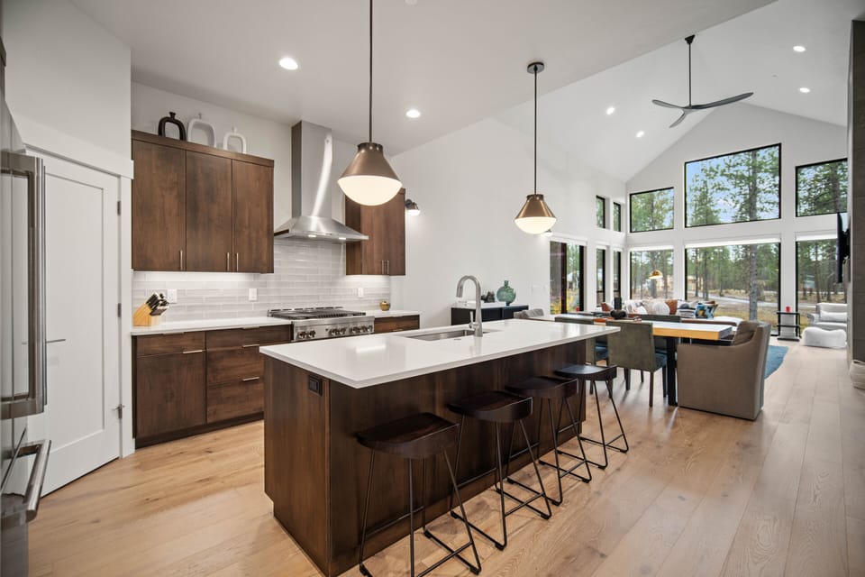 18117 Forestbrook-05