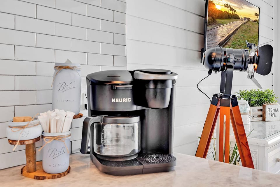 Keurig Convenience: Drip, K-cups, Sugar Stand, Stir Sticks