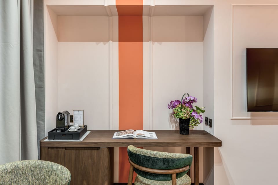 Deluxe Room, Annex Building | Premium bedding, down comforters, pillowtop beds, minibar