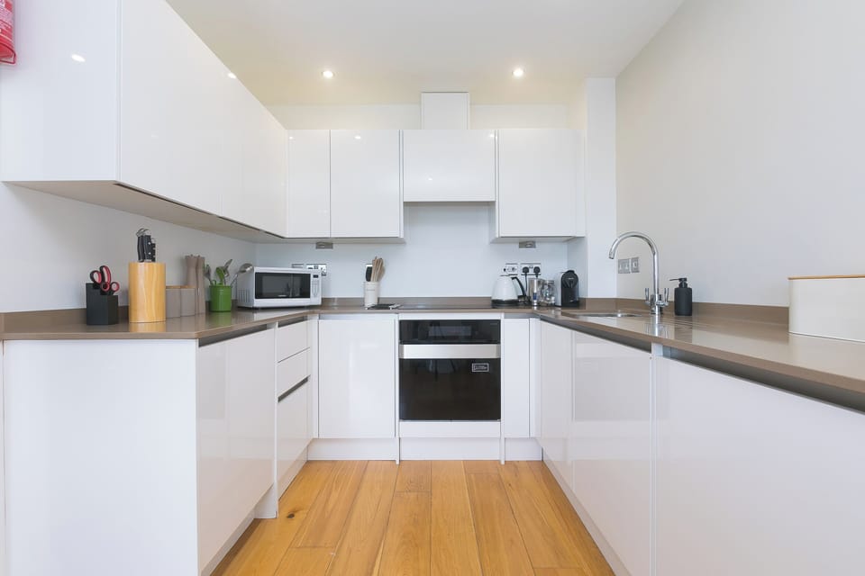 Fridge, dishwasher, electric kettle, toaster