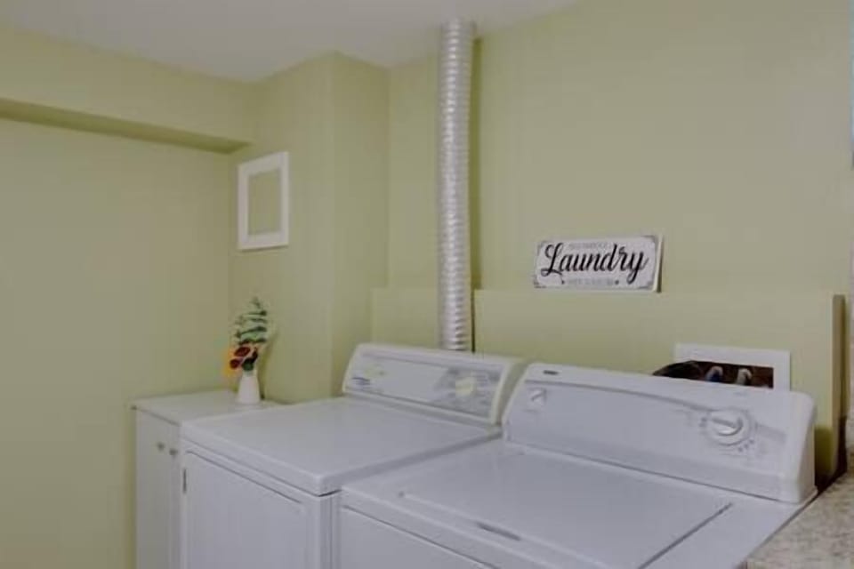 Laundry (In-Unit)