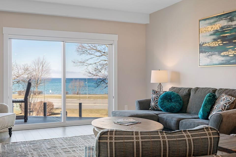 Condo | Living area