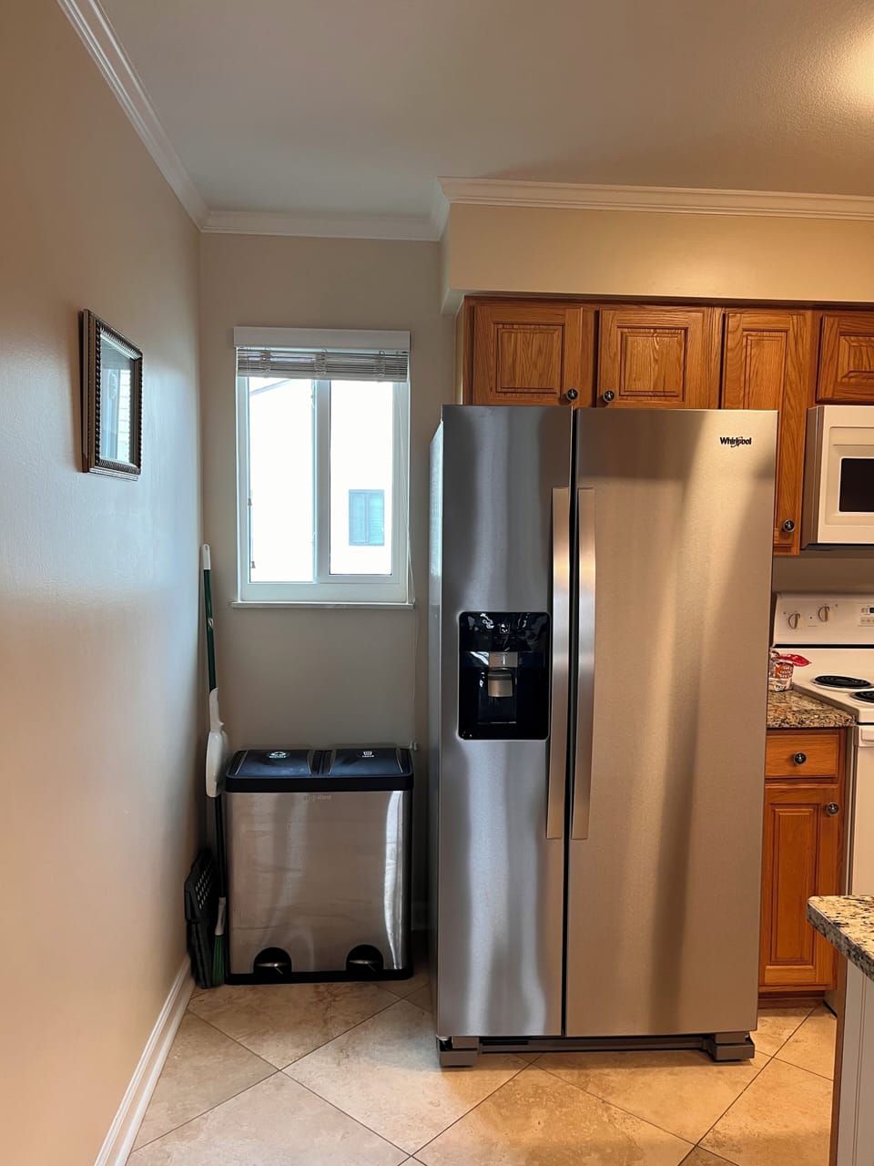 New fridge has water and ice maker