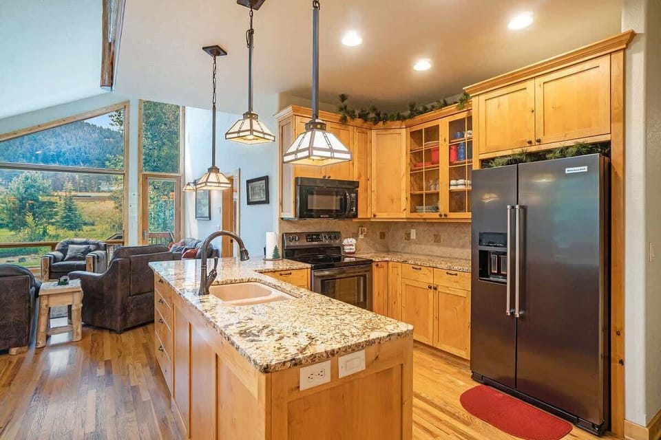 Full Kitchen