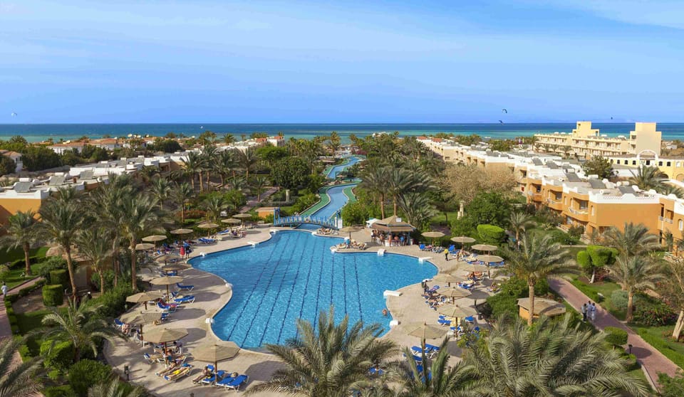 5 outdoor pools