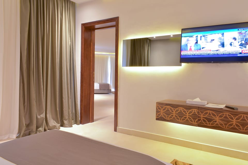 Minibar, in-room safe, blackout drapes, soundproofing