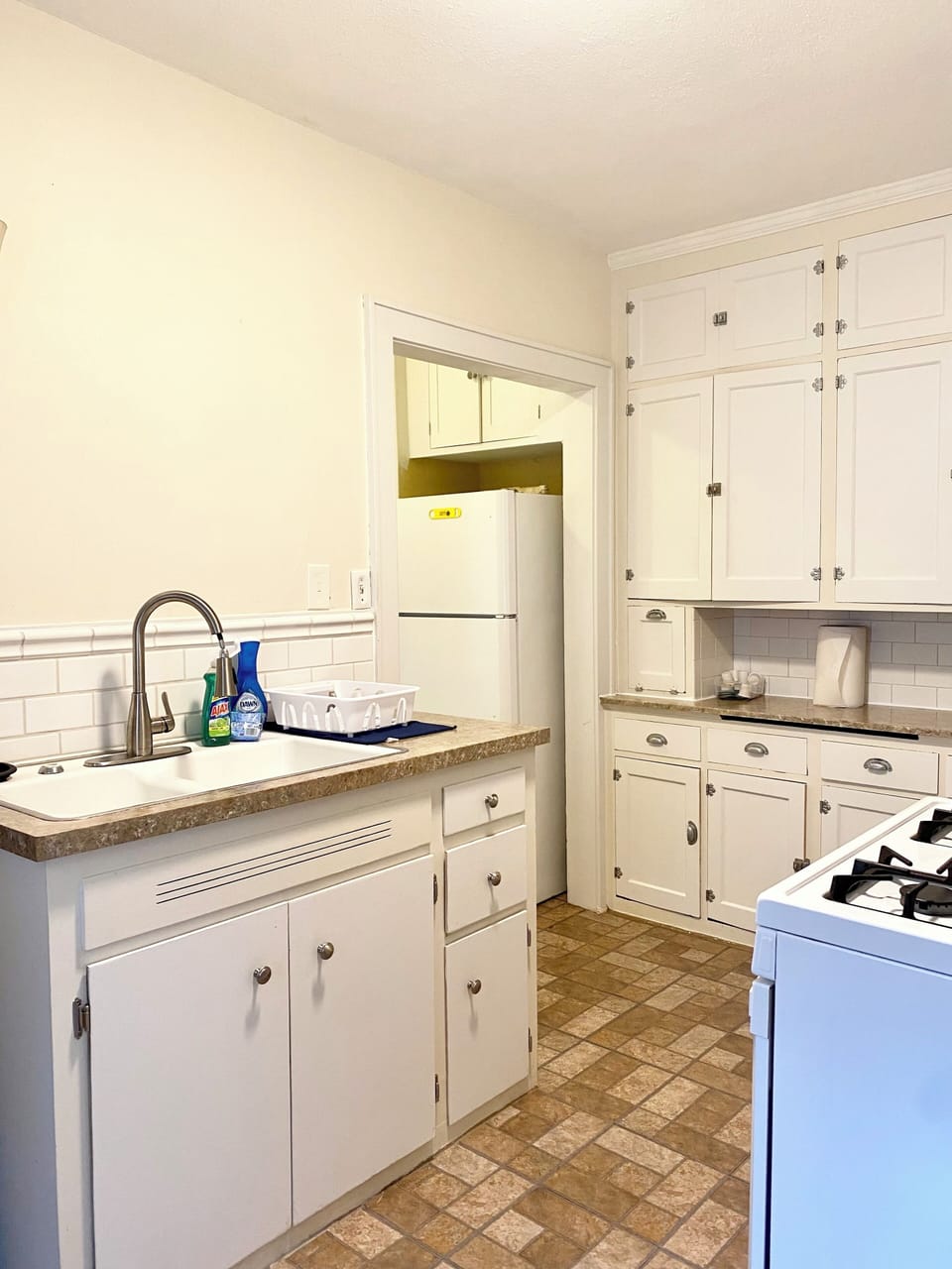 well equipped kitchen
