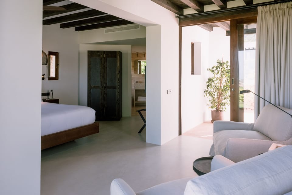Premium Double Room | 10 bedrooms, premium bedding, down comforters, minibar