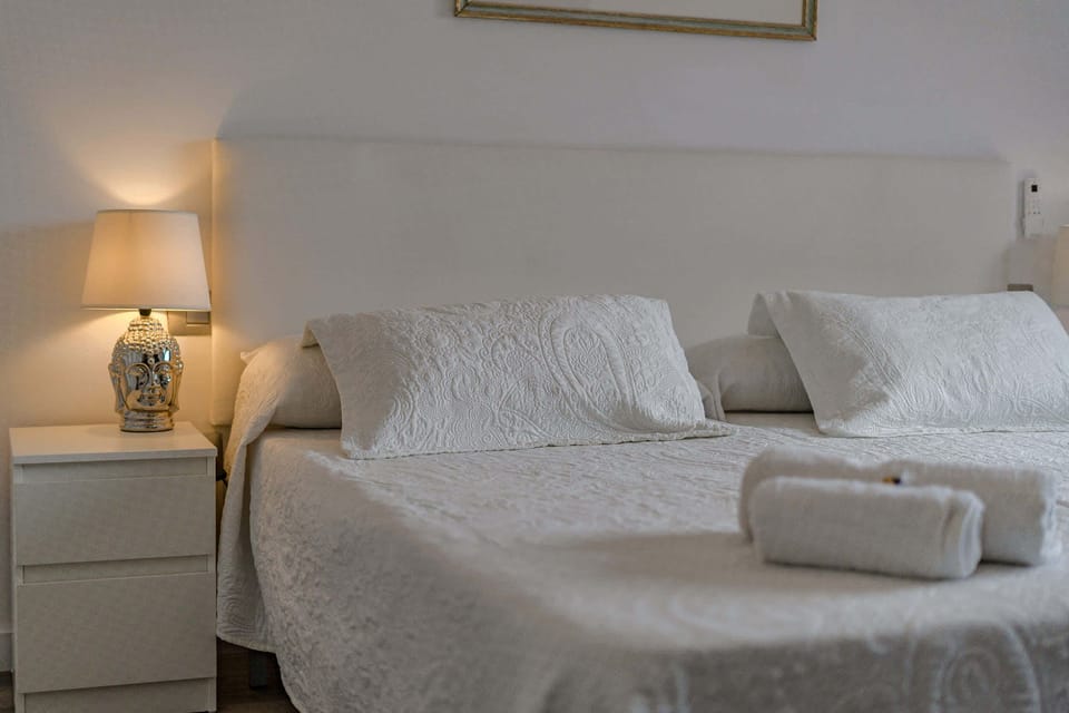 Master Bedroom with En-Suite Bath, TV & Sonos Sound System