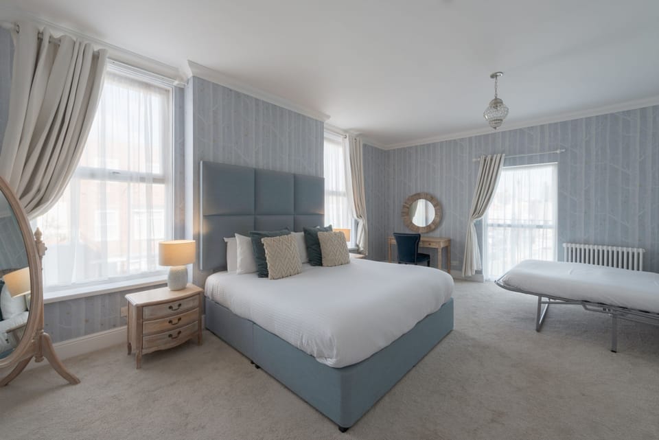 Family Room for 4 | Premium bedding, individually decorated, individually furnished, desk