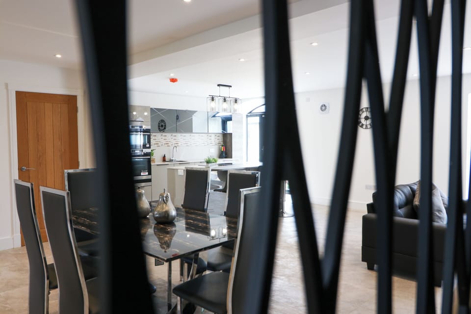 House | Dining