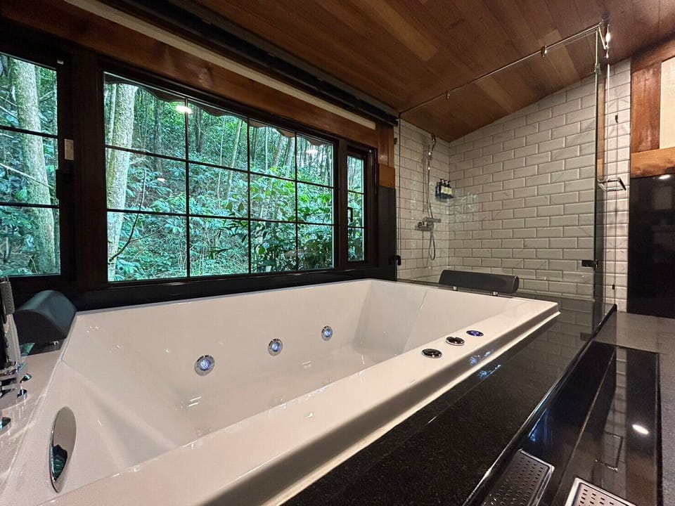 Signature Tree House, 2 Queen Beds, Non Smoking, Mountain View | Bathroom | Hair dryer, slippers, towels, shampoo