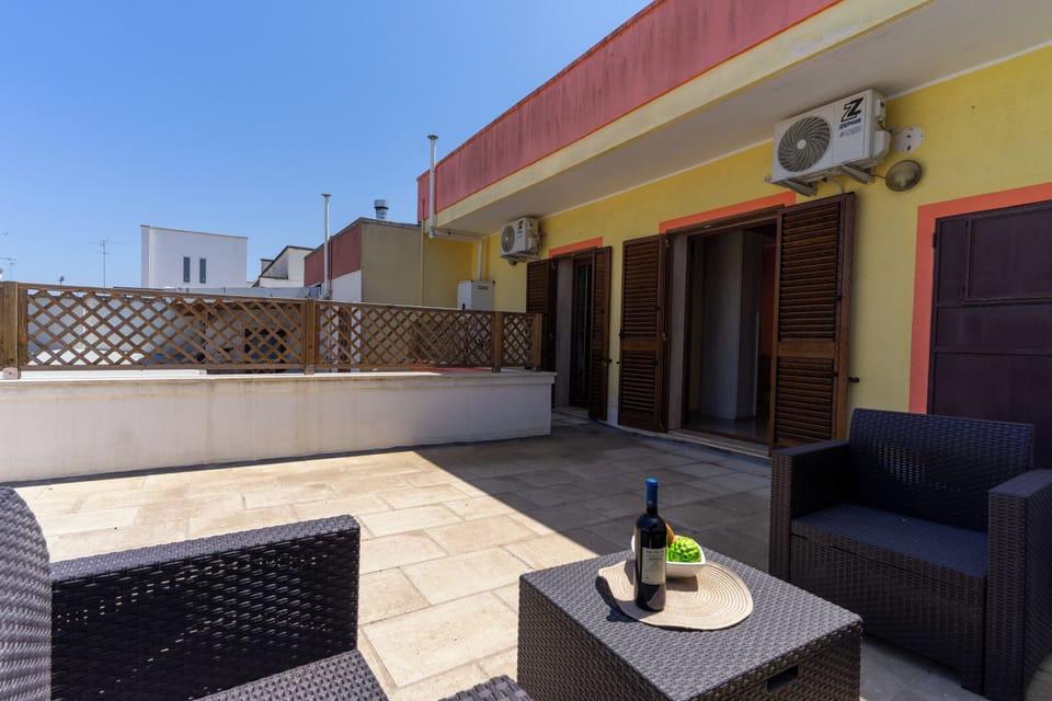Apartment | Terrace/patio