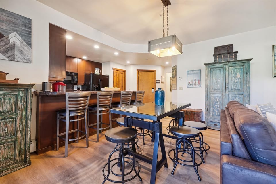 Dining Area - Main Street Junction 28 - Breckenridge Vacation Rental