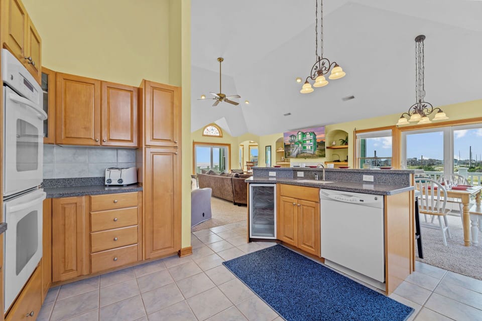 12-Surf or Sound Realty - 1154 - Emerald Point - Kitchen -3