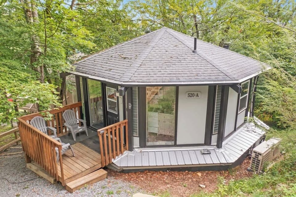 Ski-in, ski-out paradise! Embrace the thrill of mountain living with our stunning cabin nestled directly on the slopes. Your adventure begins right at the back door!