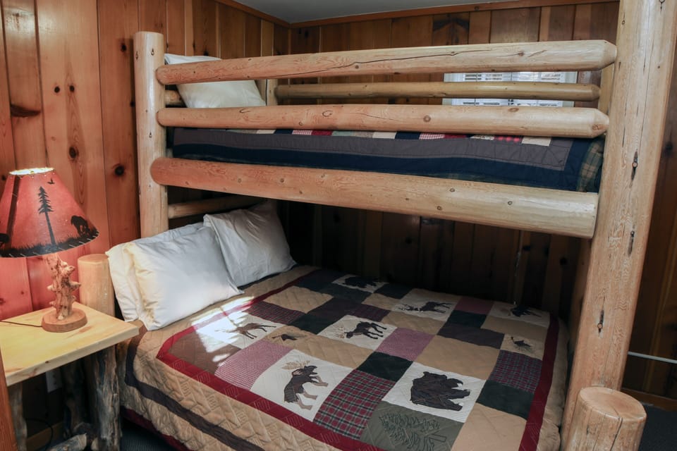 Townhome, 2 Bedrooms | 2 bedrooms, free WiFi