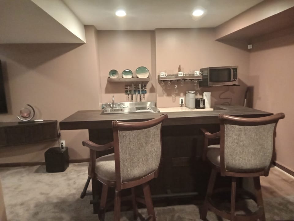 Bar and bar stools 
