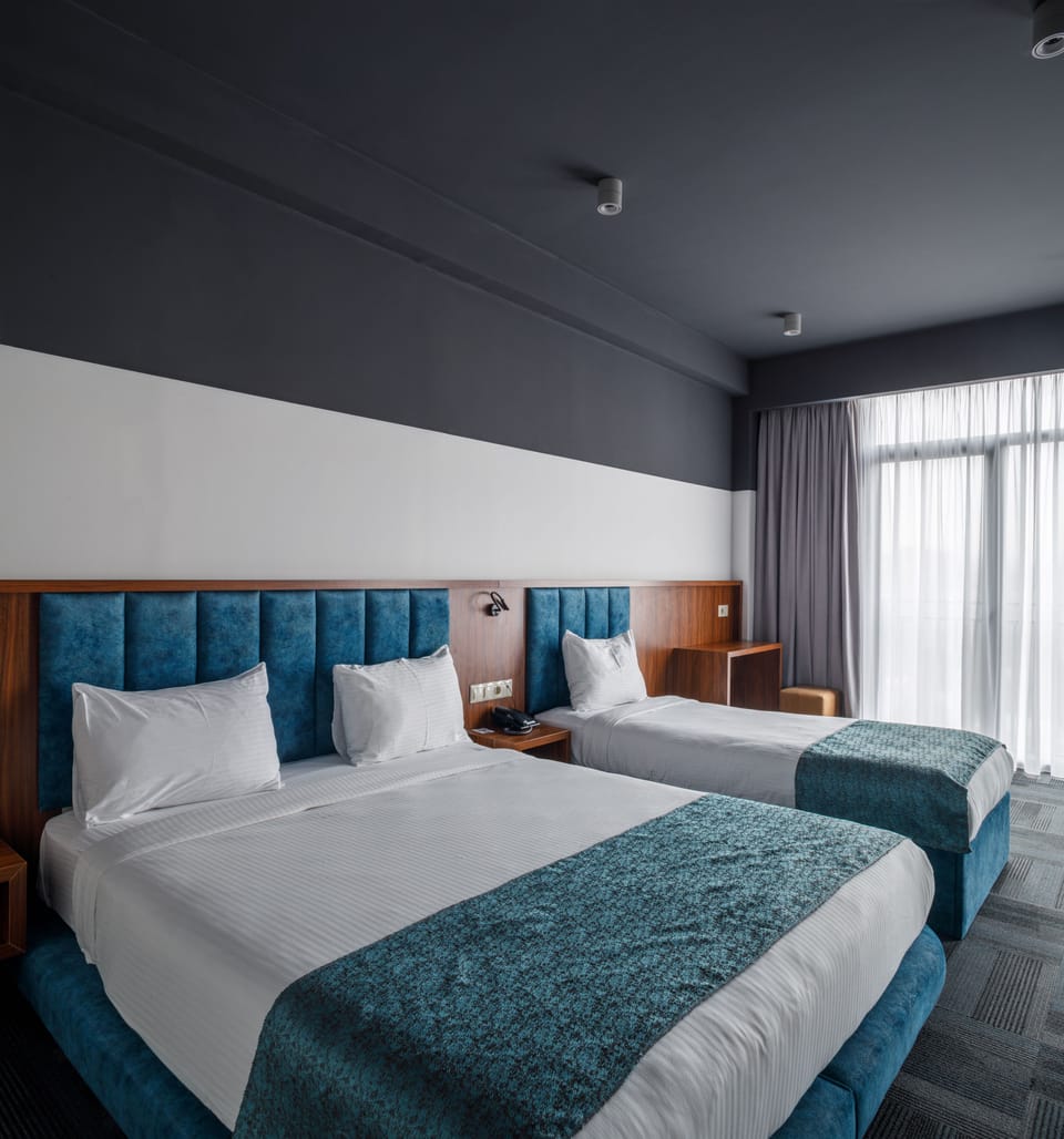 Family Room, 1 Bedroom, Mountain View | Premium bedding, in-room safe, desk, laptop workspace