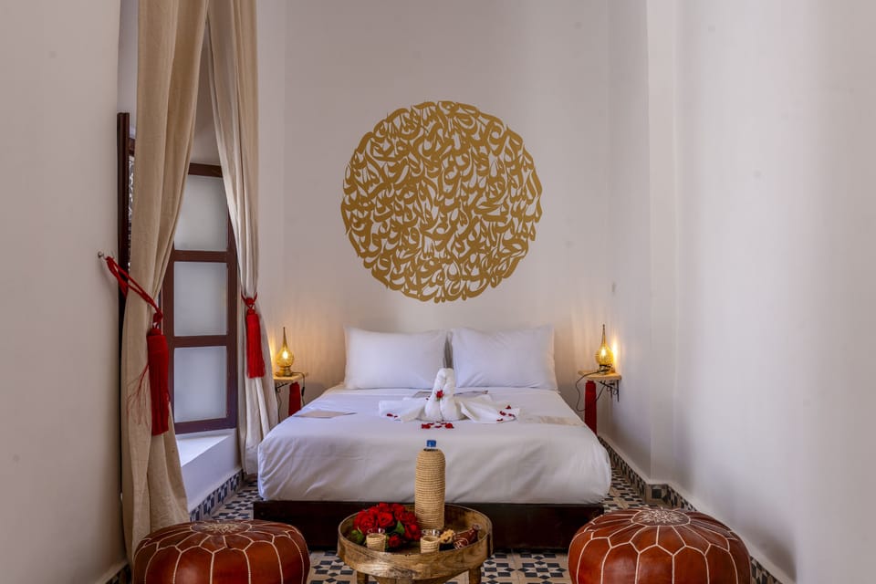 Standard Double Room | Free WiFi, bed sheets