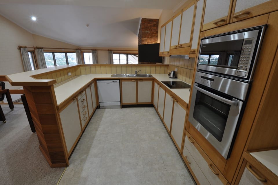 Salzburg 2 Bedroom Apartment | Private kitchen | Full-size fridge, microwave, stovetop, coffee/tea maker