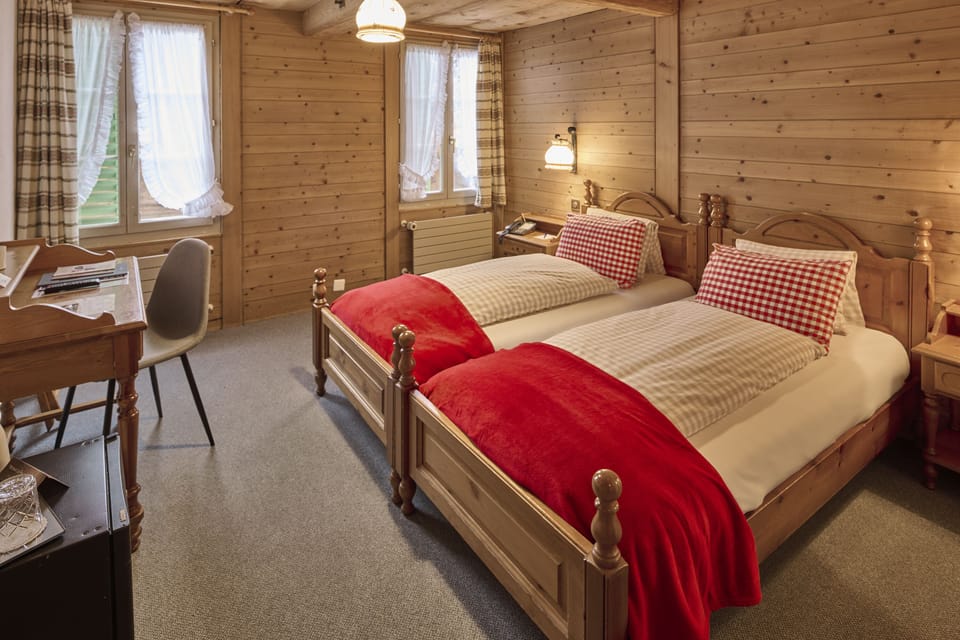 Superior Double or Twin Room | Hypo-allergenic bedding, individually furnished, bed sheets