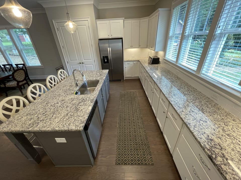 Imagine prepping your family’s dinner with space to move around!