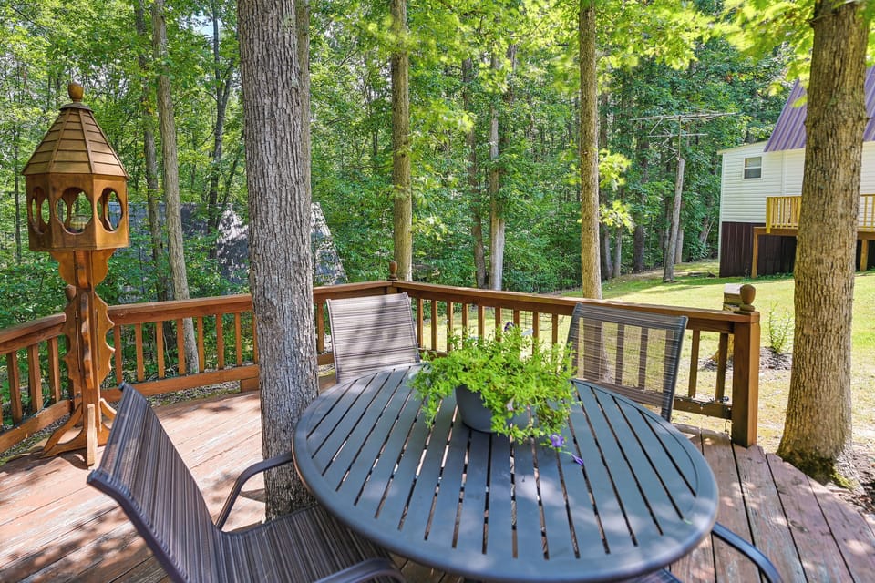 Guest House | Deck