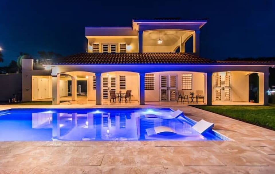 night pool