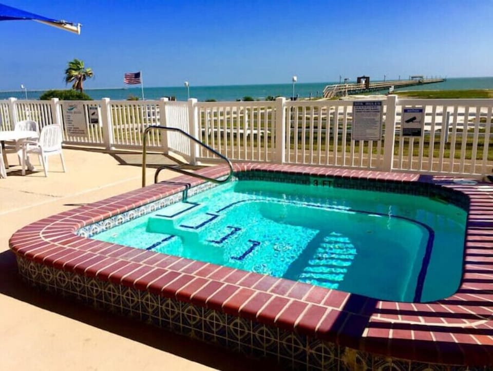 Hot tub!