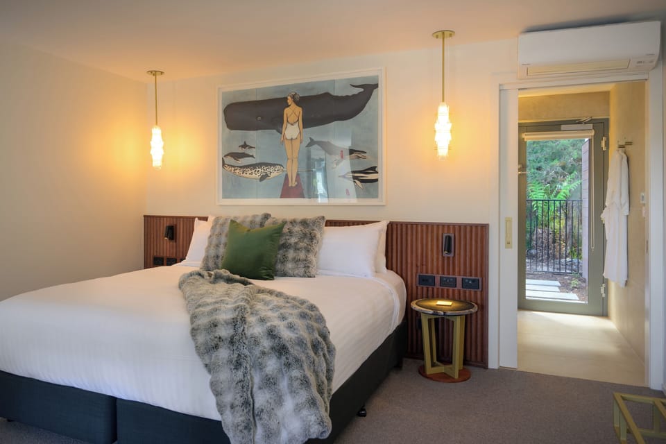 Rainforest Suites | Premium bedding, minibar, blackout drapes, soundproofing