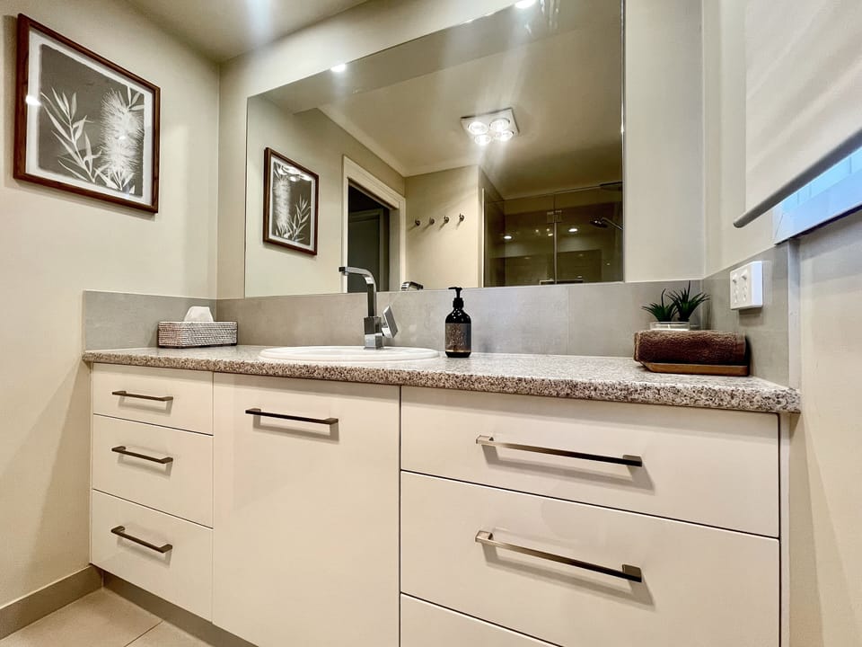Winbi River Resort Holiday Rentals Apartment in Echuca
