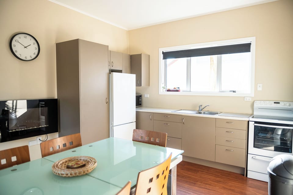 Cottage, 3 Bedrooms | WiFi (free), bed sheets