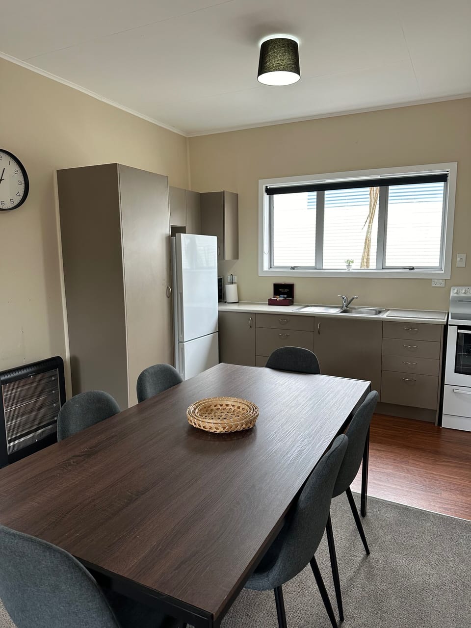 Cottage, 3 Bedrooms | Private kitchen | Shared fridge, shared microwave, highchair